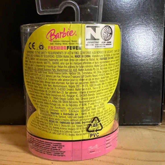 Barbie Fashion Fever Accessory Set. Comes with knit bucket hat & purse NRFB - Picture 2 of 3